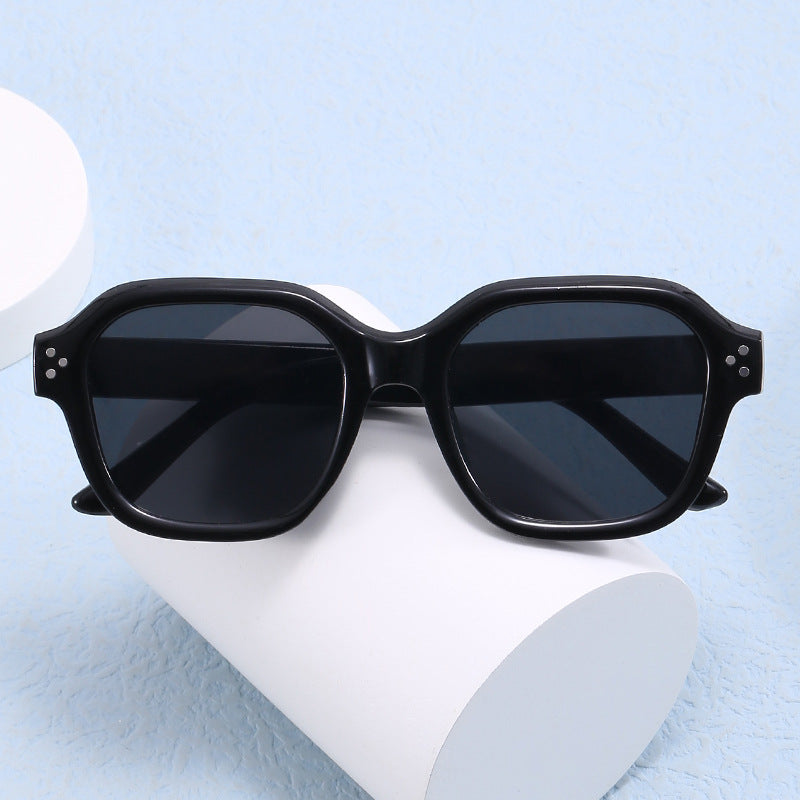 Women's square sunglasses in elegant design Bowlift