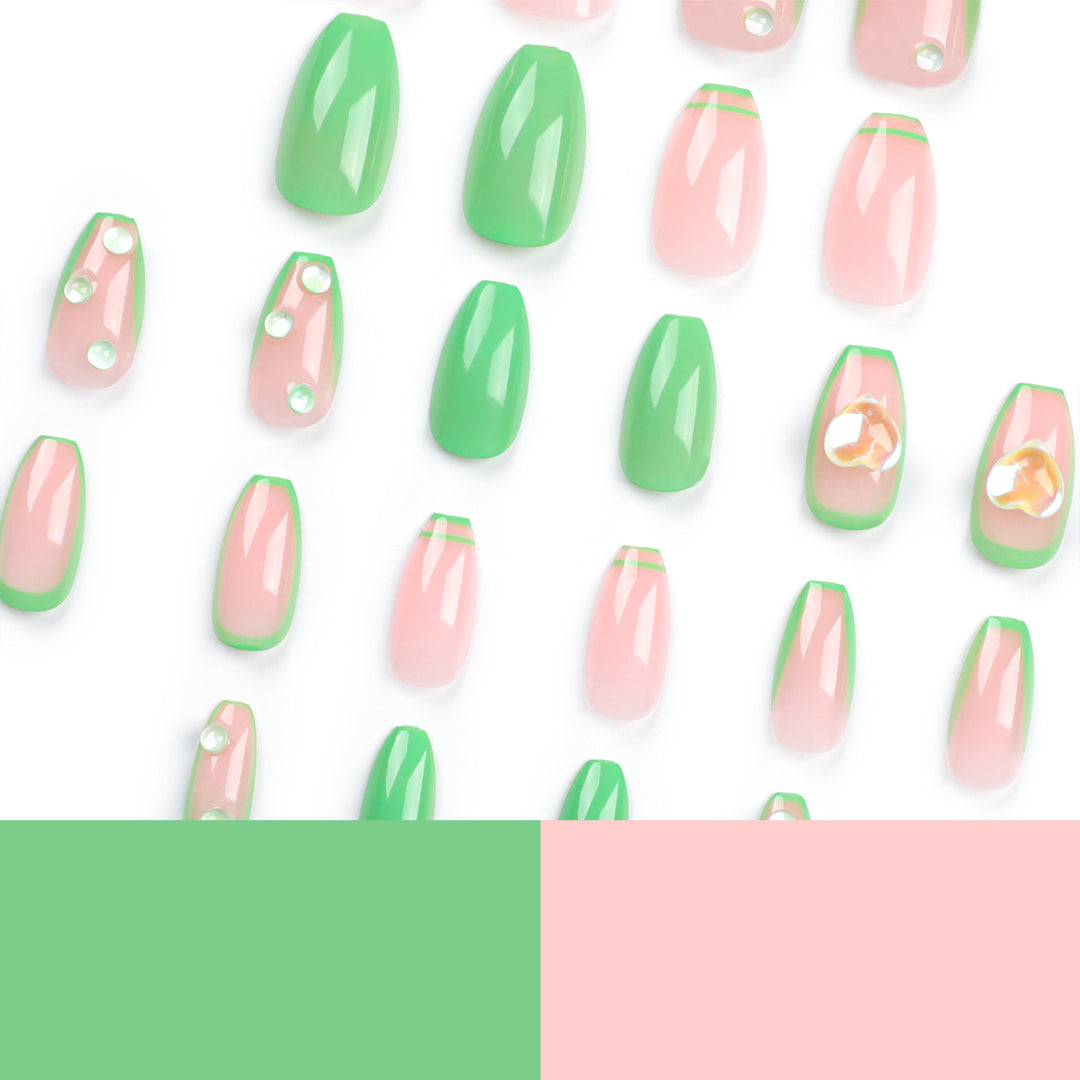 Creative Nail Art with Glitter and Heart Decorations Bowlift