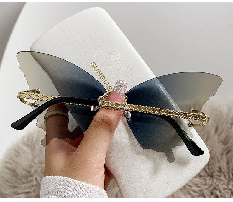 Butterfly-Inspired Fashion Sunglasses