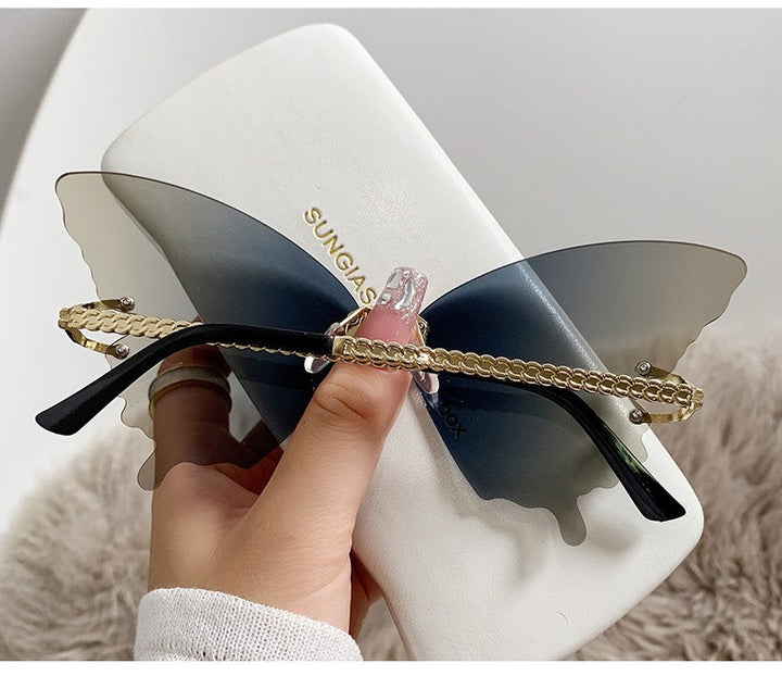 Butterfly-Inspired Fashion Sunglasses