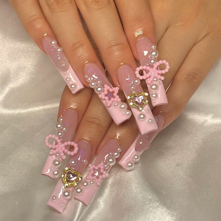 Luxury artificial nail set with glamorous embellishments Bowlift