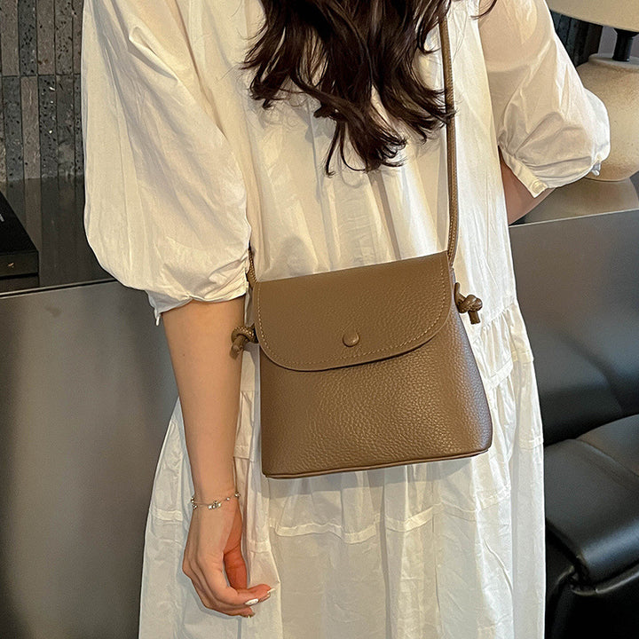WoVersatile Textured Crossbody Handbag Bowlift