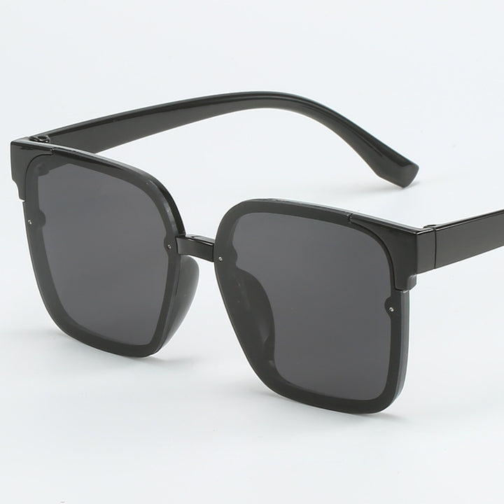 Women modern square sunglasses with UV protection and sturdy frame Bowlift