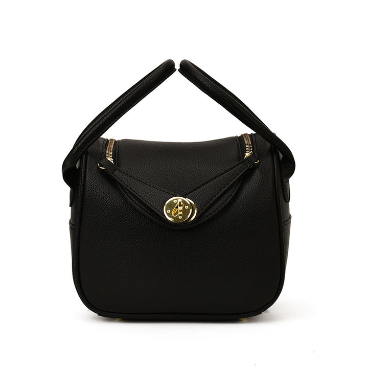 Chic Textured Handbag Bowlift