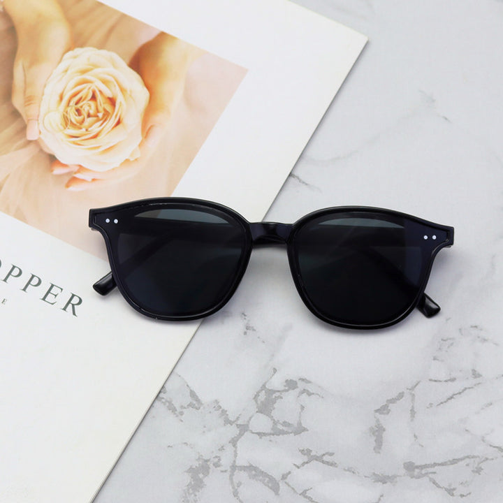 Contemporary Square Frame Sunglasses Bowlift