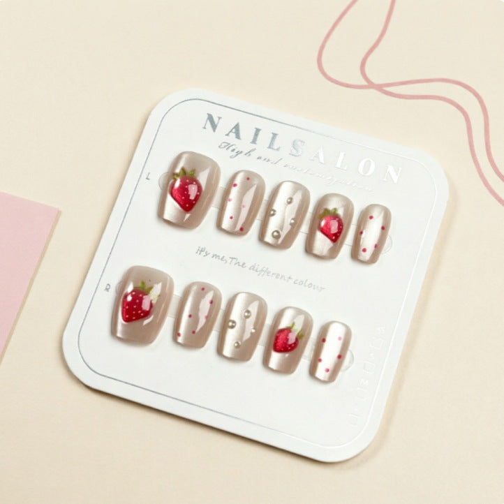 Artificial nails with strawberry design Bowlift