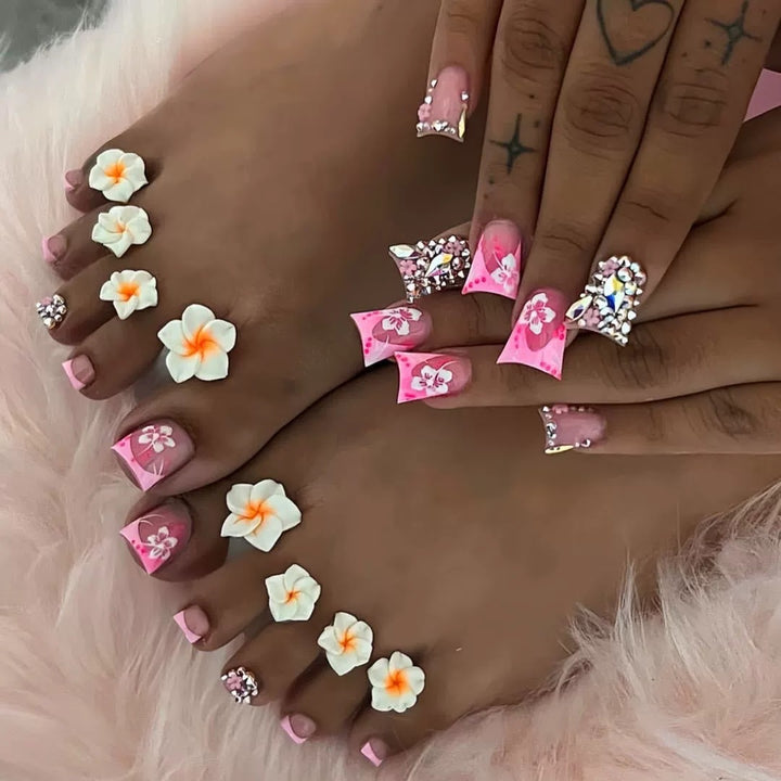 Decorative Floral Press-On Nails Set with 3D Accents Bowlift