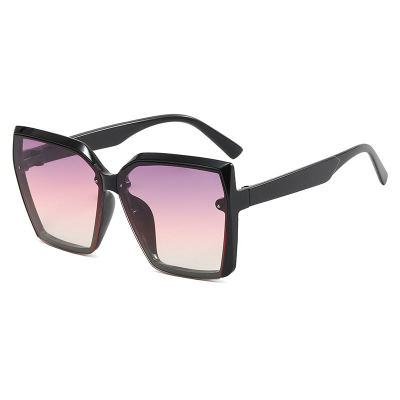 Women's Oversized Sunglasses with Modern Tortoiseshell Design Bowlift