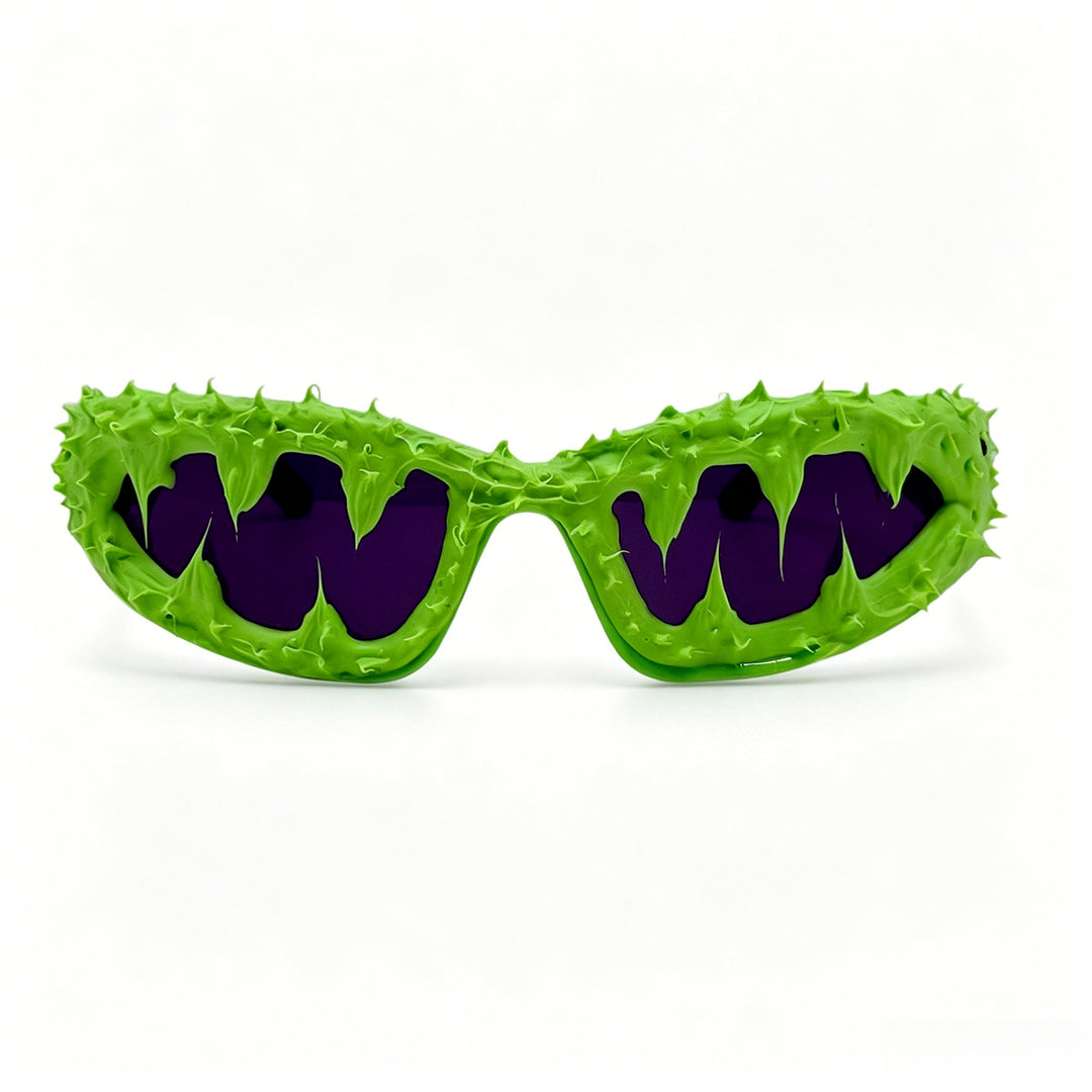 Ladies creative fashion sunglasses with unique spikes and skull design Bowlift