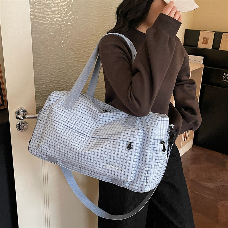 Grid Patterned Travel Duffel Bag Bowlift