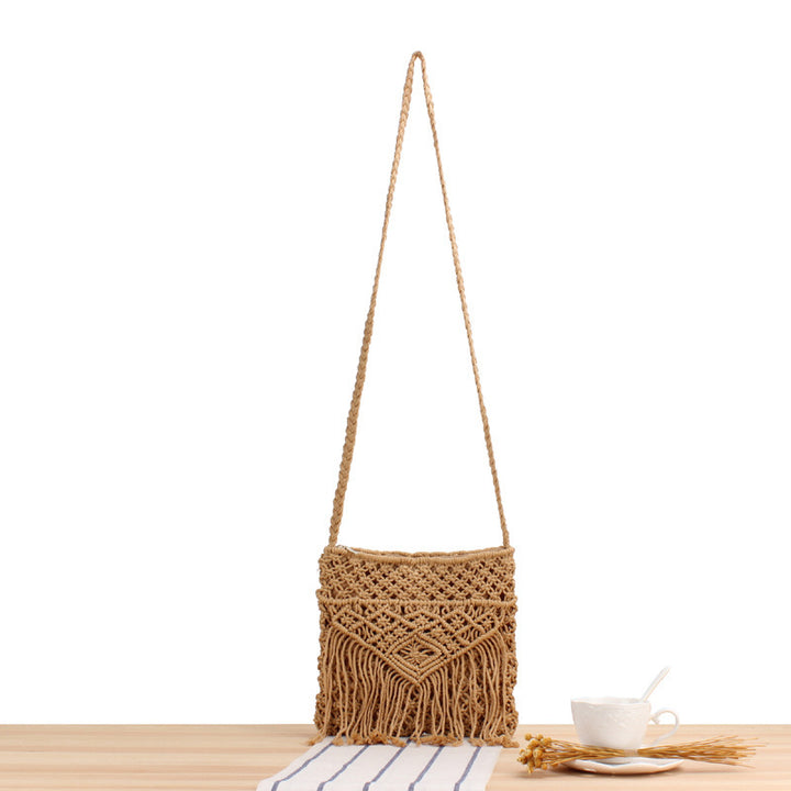 Handcrafted macrame shoulder bag with fringes Bowlift
