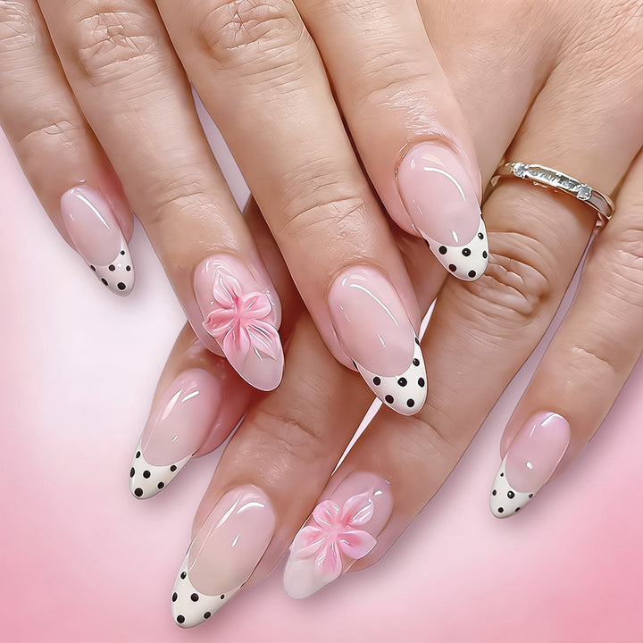 Elegant Floral Design Press-On Nail Tips Bowlift