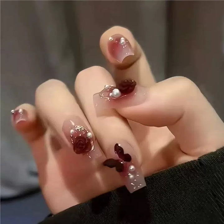 Artificial nail set with elegant floral 3D decorations Bowlift