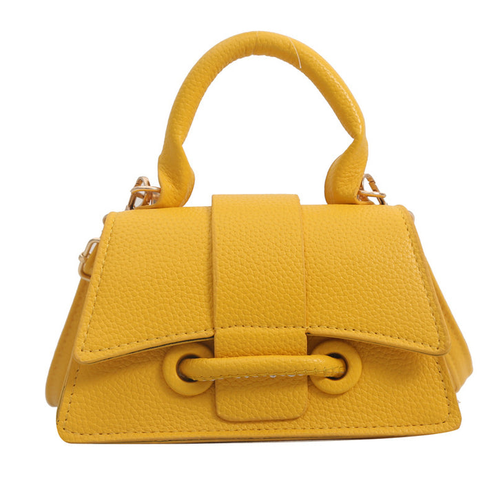 WoLuxurious Textured Leather Shoulder Bag Bowlift