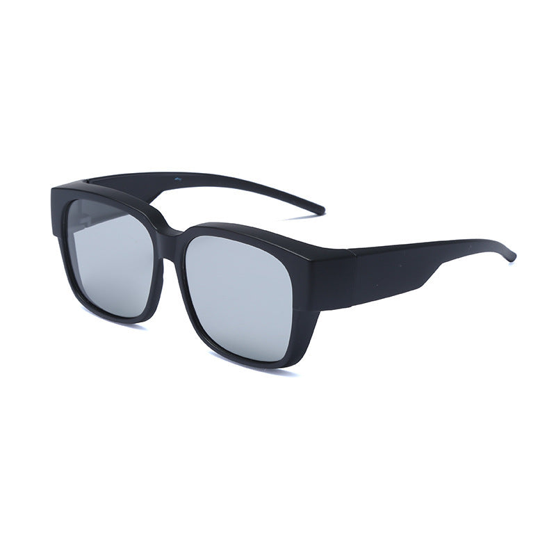 Ladies stylish sunglasses with square, modern design Bowlift