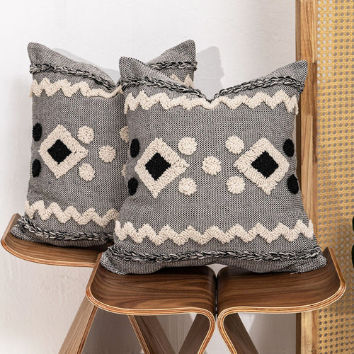 Geometric Pattern Decorative Pillow