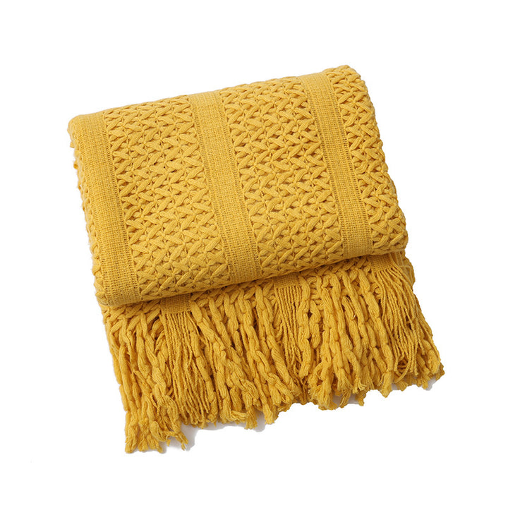 Women knitted throw blanket with fringes Bowlift