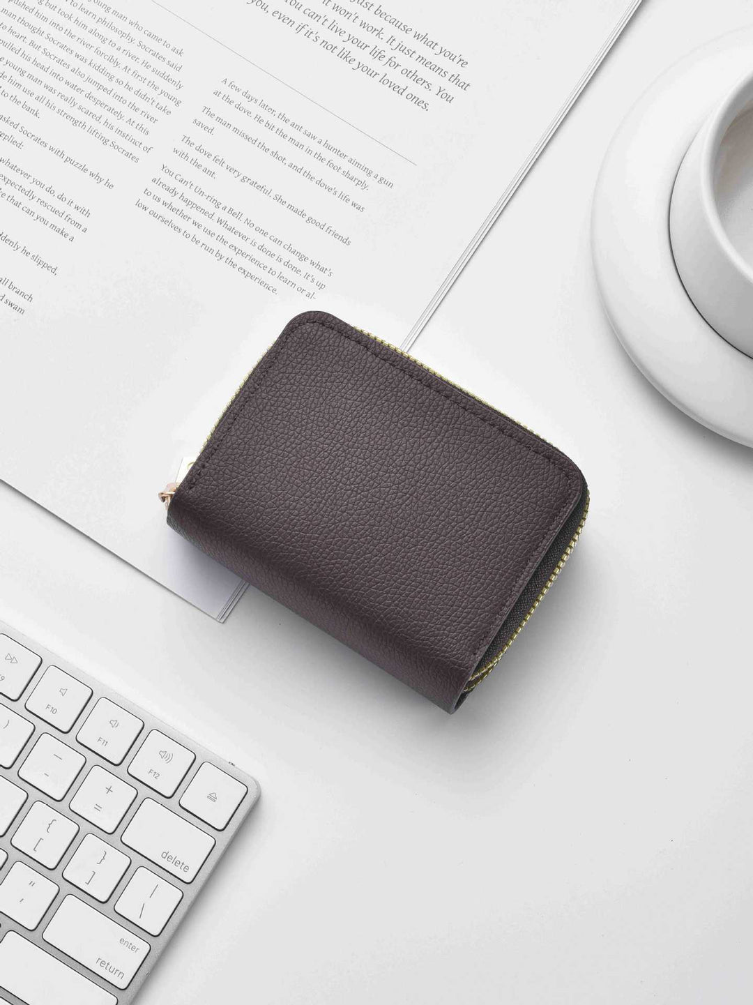 Stylish Textured Leather Zippered Wallet Bowlift