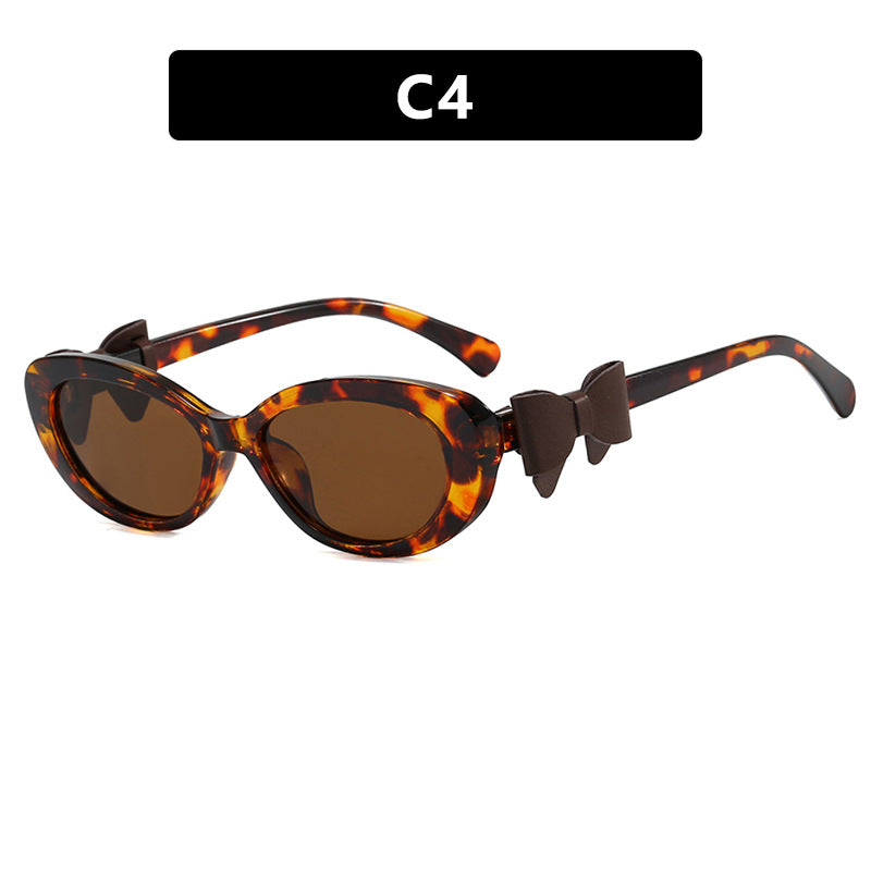 Women's fashionable sunglasses with playful bow design Bowlift