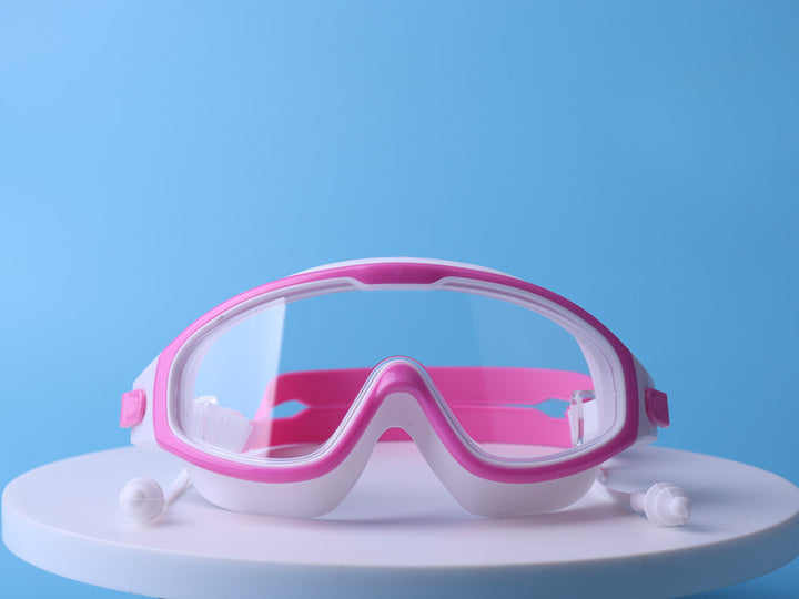 Snorkel mask with comprehensive field of view and comfortable silicone details Bowlift