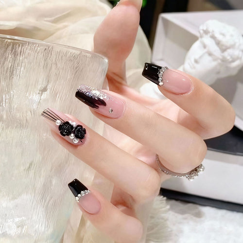 Artificial nail set with glamorous 3D rose details and elegant glitter accents Bowlift