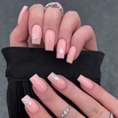 Artistic nail set with 3D flower and bow details Bowlift