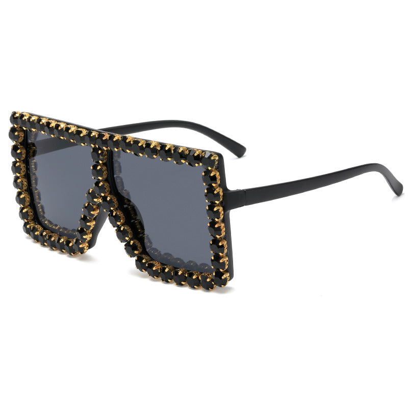 Women's striking square sunglasses with sparkling appliques Bowlift