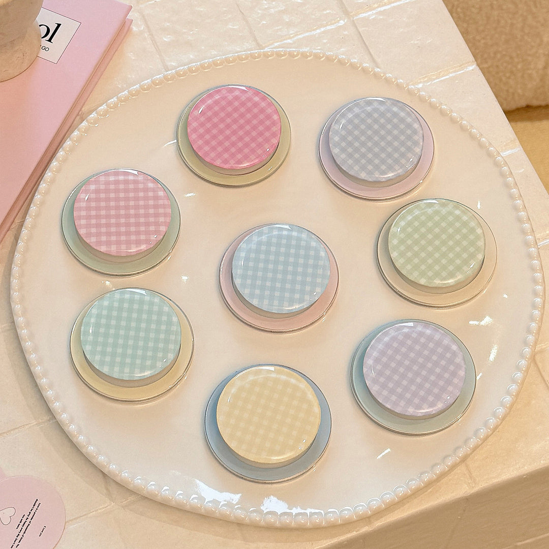 Practical glass coaster with checkered pattern Bowlift