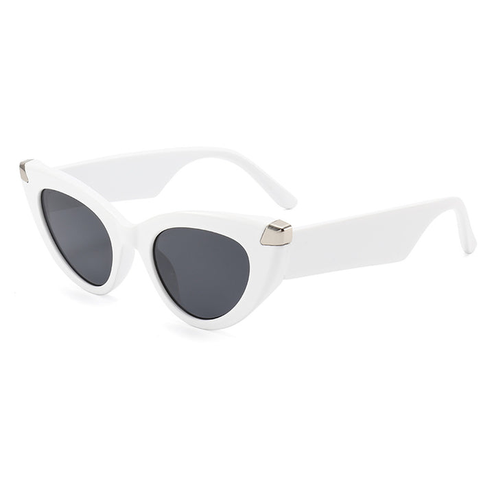 Ladies Cat-Eye Sunglasses in Luxurious Tortoise Design Bowlift
