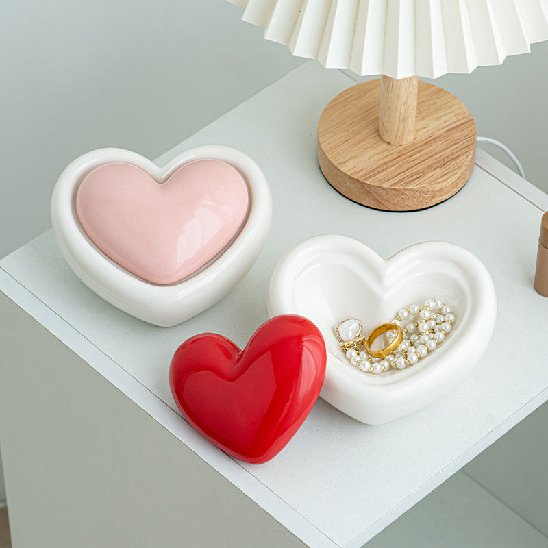 Heart shapes decorative bowl Bowlift
