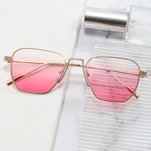 Women’s fashionable square glasses with minimalist frame structure Bowlift