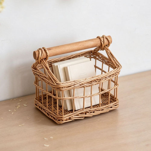 Handcrafted storage basket with wooden handle Bowlift