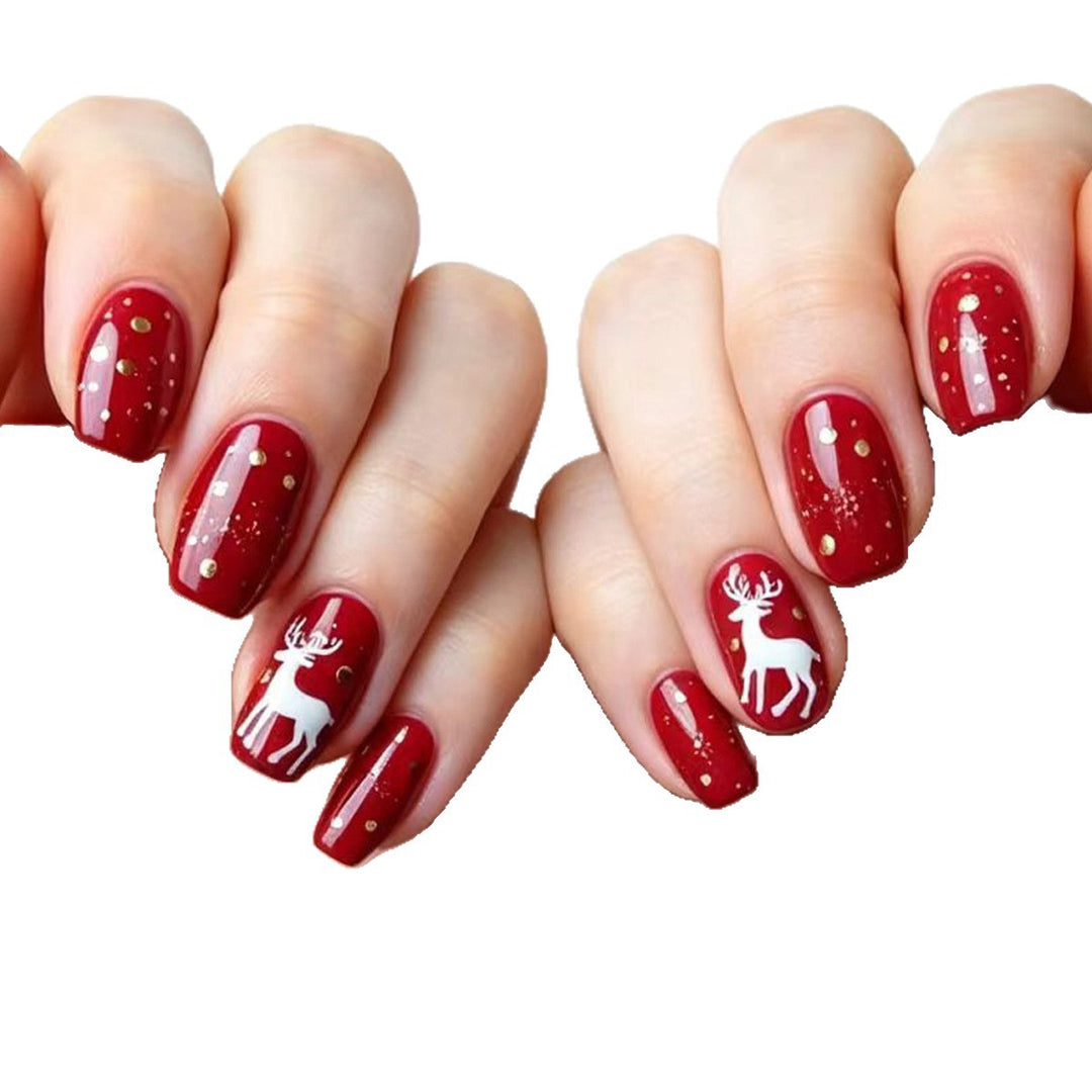 Creative artificial nails with festive reindeer design Bowlift