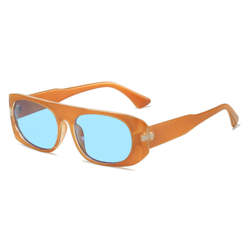 Women's stylish sunglasses in elegant shield design Bowlift