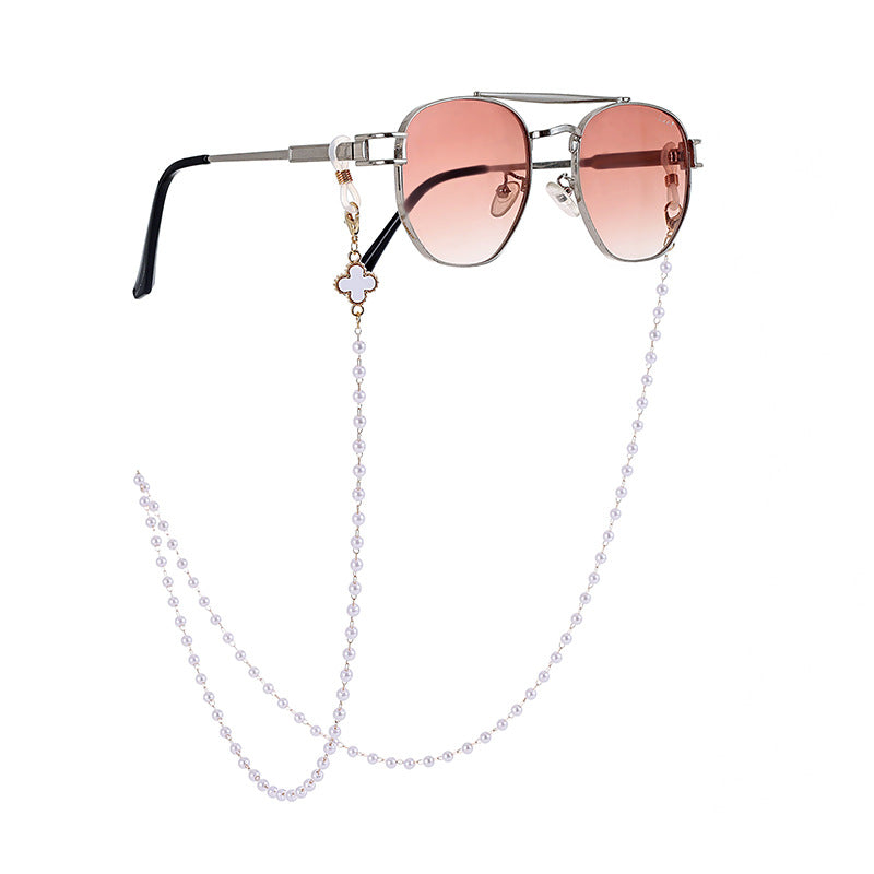 Elegant Beaded Sunglasses Chain Bowlift