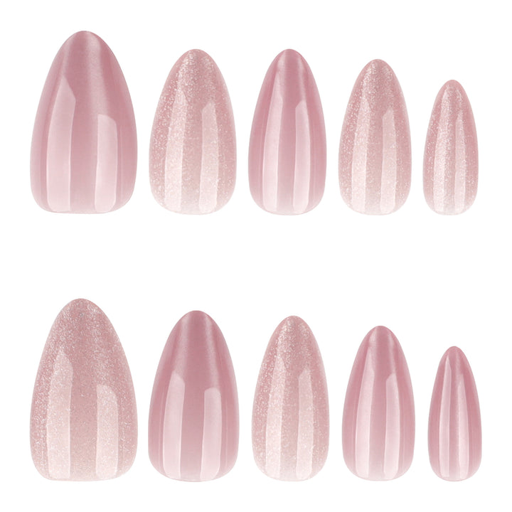 Glamorous artificial nails with glitter and pearlescent effect Bowlift