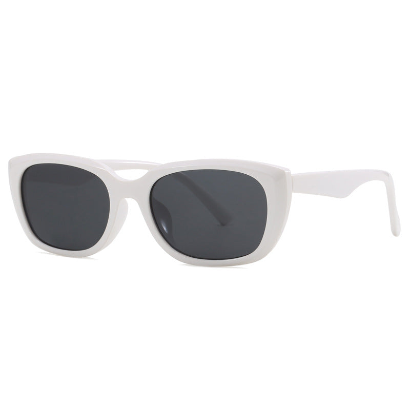 Women's trendy Cat-Eye sunglasses in minimalist design Bowlift