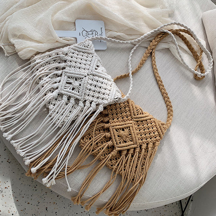 Hand-knotted fringe bag Bowlift