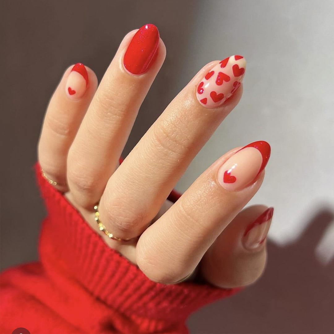 Artistic Cool Nail Art with Hearts Bowlift