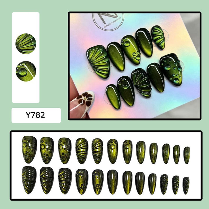 Artful Nail Tips Set with Leaf Accents Bowlift