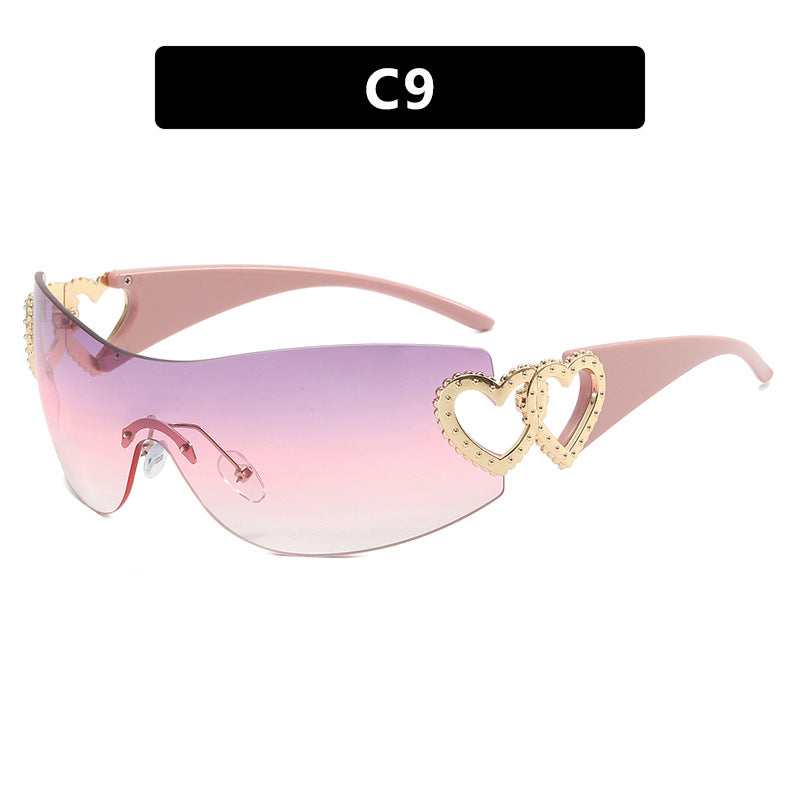 Ladies Fashion Sunglasses with Heart Applications Bowlift