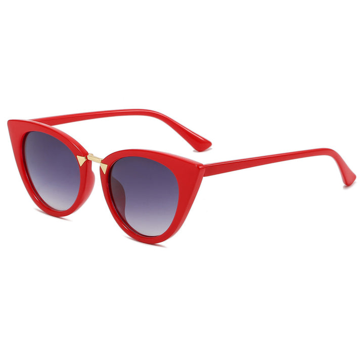 Ladies Cat-Eye Sunglasses with Elegant Golden Detail Bowlift