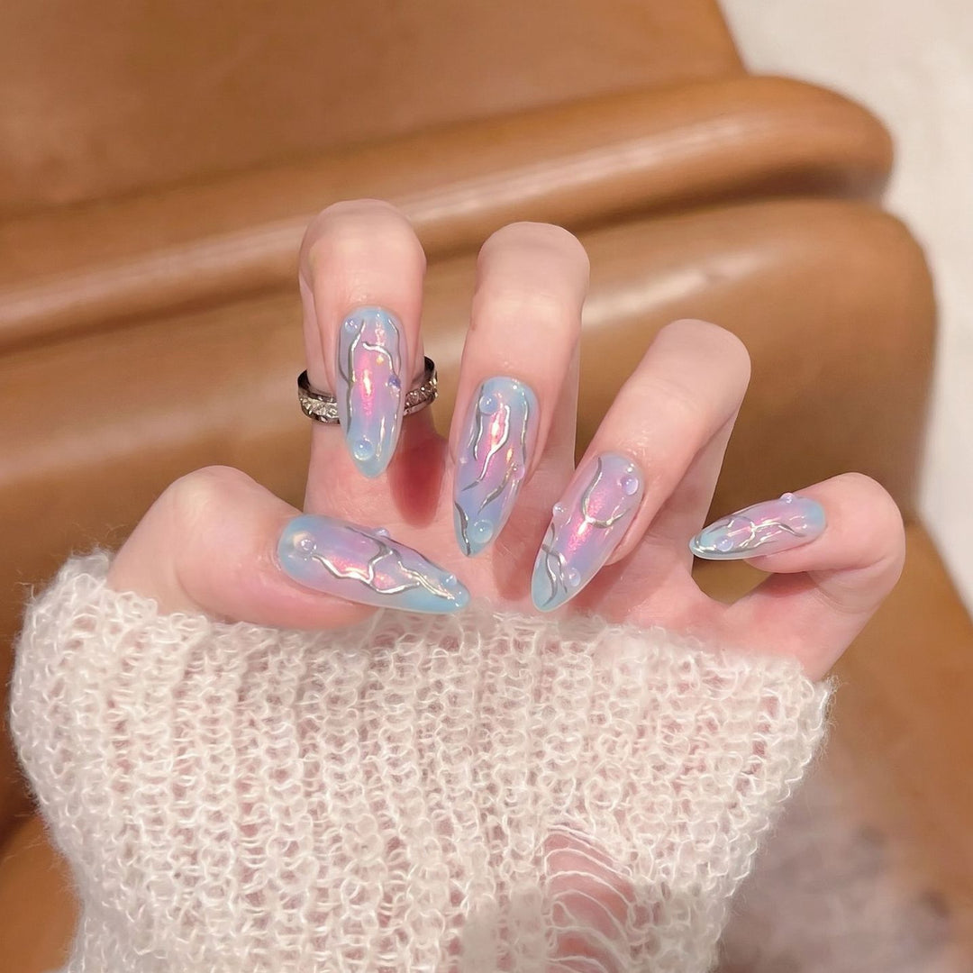 Iridescent Press-On Nail Set Bowlift