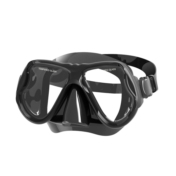 Diving mask with wide field of vision and impact-resistant design Bowlift