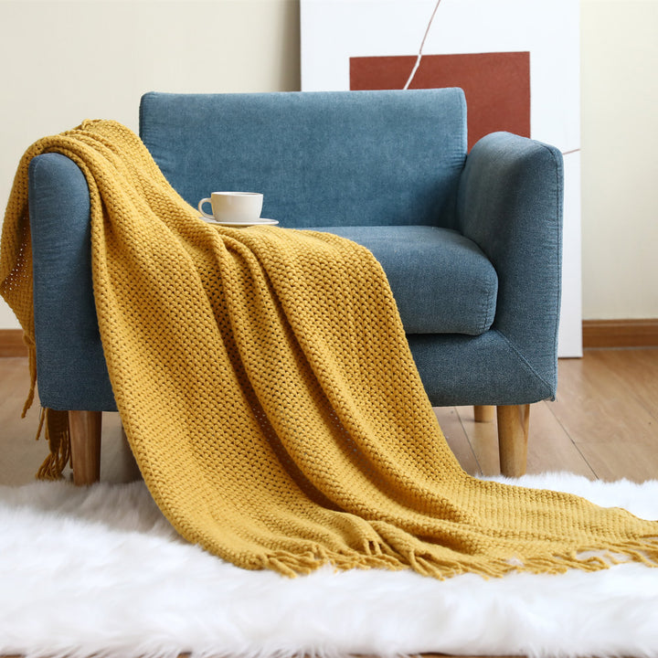 Women cozy knit blanket with decorative pattern Bowlift