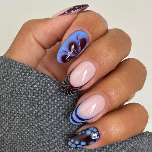 Artificial nails with modern geometric design Bowlift
