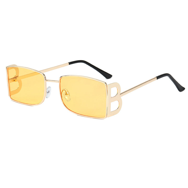 Ladies Designer Sunglasses with Striking Frame Bowlift