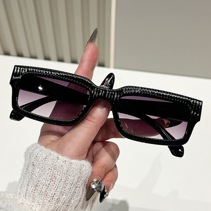 Ladies stylish sunglasses with textured frame Bowlift