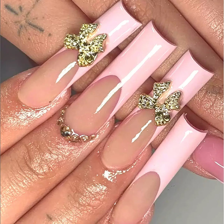 Artificial nail tips with glamorous flower embellishments Bowlift