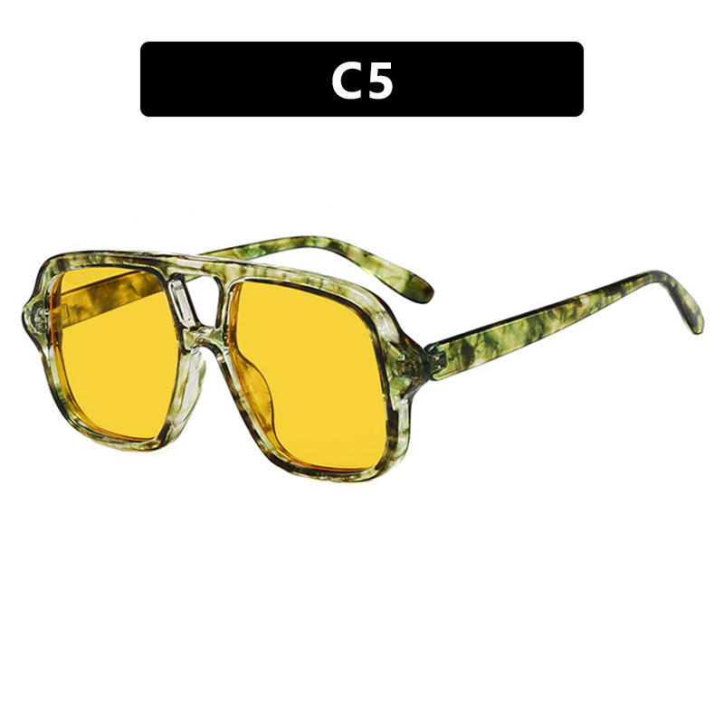 Ladies stylish oversized sunglasses in simple design Bowlift